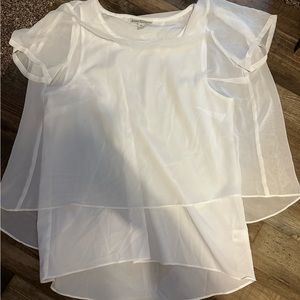 White blouse top. Size: M.